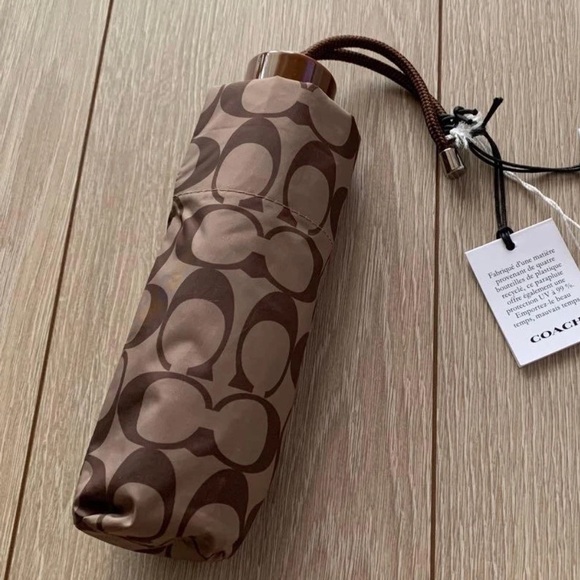 COACH SIGNATURE UMBRELLA - Picture 3 of 8